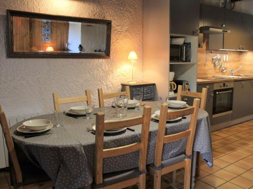 Les Claux Apartment | Duplex chaleureux 2 pièces cabine, 6 couchages, proche pistes et commerces - Vars Les Claux - FR-1-330B-148