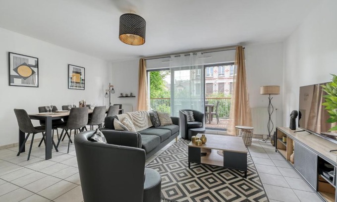 Villejuif Apartment | Duplex with terrace and parking in Villejuif