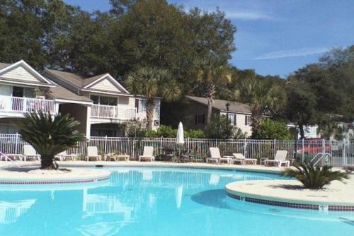 Demere Park House | E10 comfortable and neat 2 bedroom 2 bath