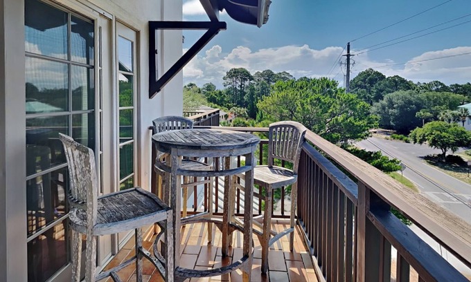 Seagrove Beach Condo | Eastern Lake Village #E - Just 4 Fun