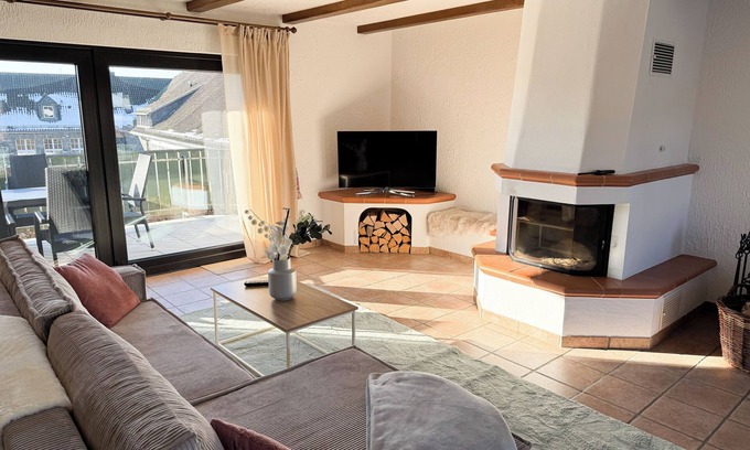 Konzen Apartment | Eifelstube | 130qm large Apartment in Monschau with fireplace and table football