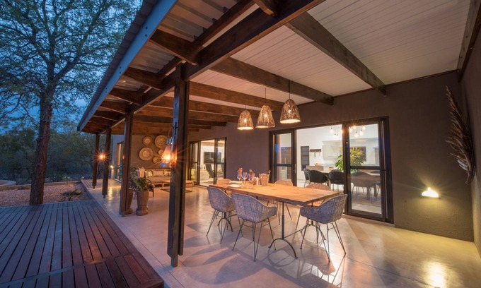 Hoedspruit House | eKhaya Bush Villa
