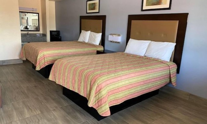Southside Hotel | El Tejas Motel