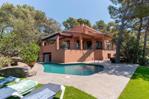 Llafranc Villa | Eleanors House