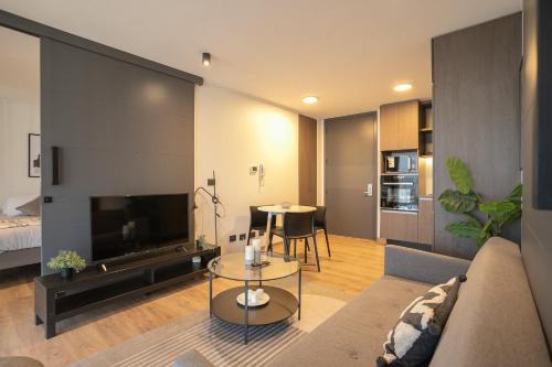 El Golf Apartment | Elegancia en Las Condes 2D2B con Estilo