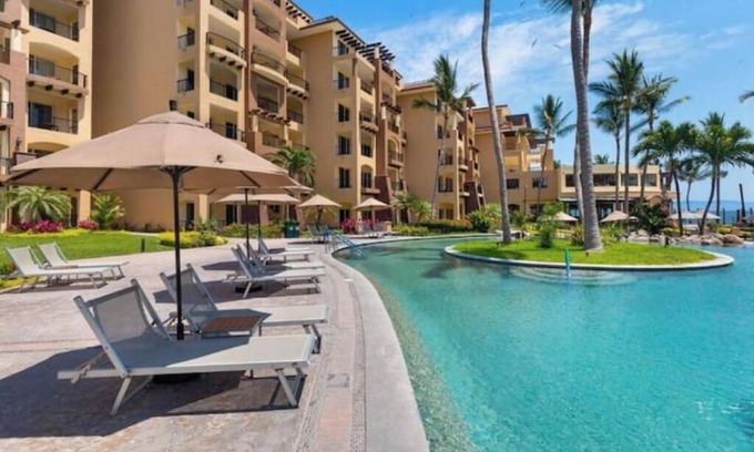 Flamingos Hotel | Elegant 2BD Suite in Villa Del Palmar Flamingos for Christmas and New Years!