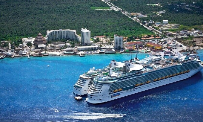 Cozumel Hotel | Elegant Caribbean Studio with Beach Area and Pool