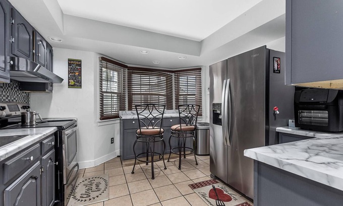 Belleville House | Elegant Estate 3 bedroom 2.5 Bath with bonus room