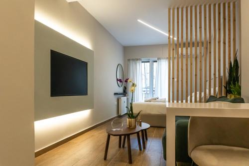 Piraeus Apartment | Elegant Suite - Piraeus