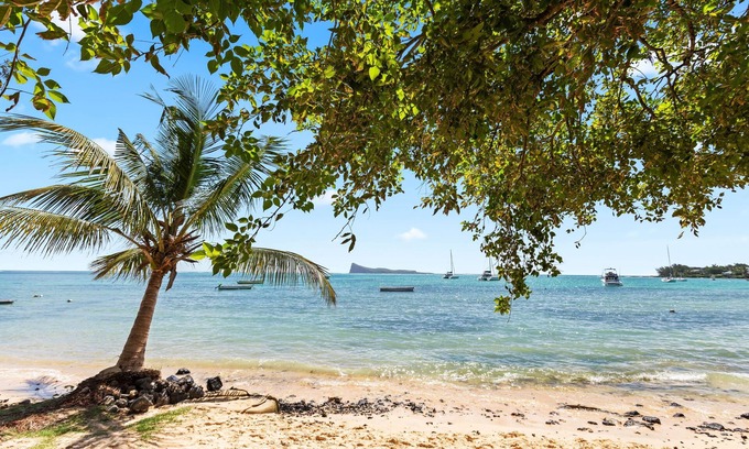 Bain Boeuf Apartment | Element Bay 5 - Three Bedroom Apartment, Sleeps 6