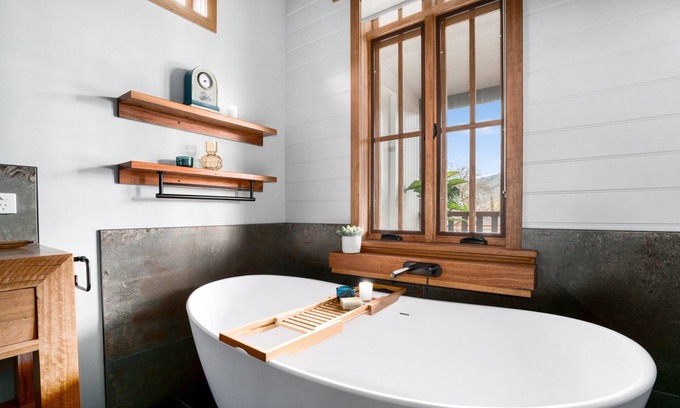 Bright House | Eliza's Bright