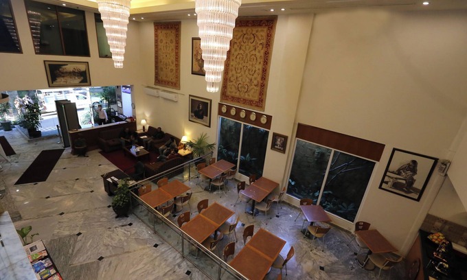 Karachi Hotel | Embassy Inn