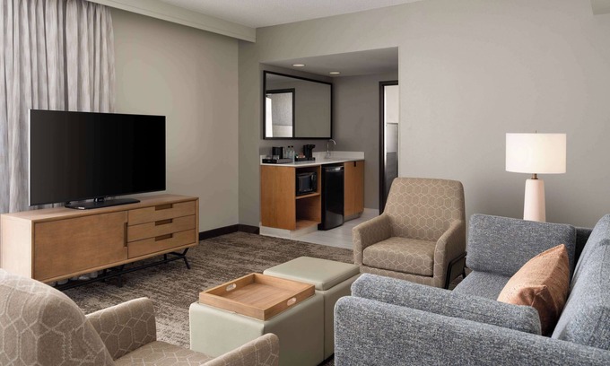 Hot Springs Hotel | Embassy Suites by Hilton at Hot Springs Convention Center