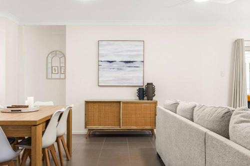 Mount Lofty House | "Emmeline"