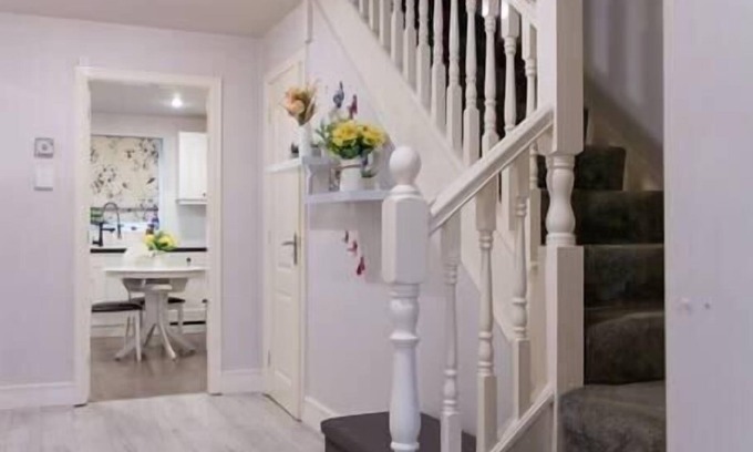 Addingham House | Enjoy a Luxury and Peaceful 4B/2B Home In Addingham