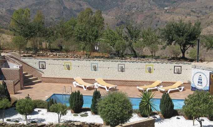 Almogia Apartment | Enjoy a vacation in the mountains above Malaga