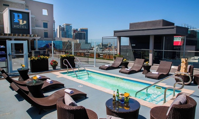 Little Italy Hotel | Enjoy Stunning San Diego Bay Views from Bright One Bedroom Suite