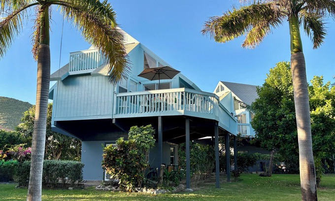 Kittian Village Villa | Enjoy the ideal mix of comfort and coastal charm in an unbeatable location.