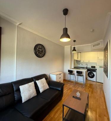 Villa de Vallecas Apartment | Enjoy the sun and pool in this fabulous apartment