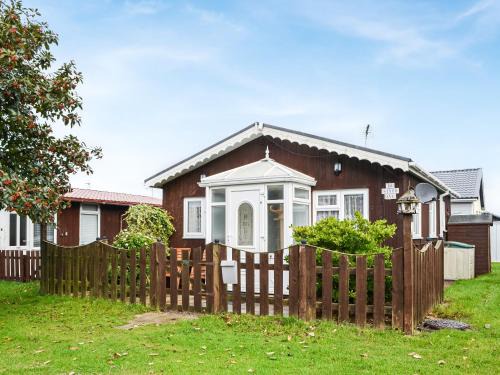 Bridlington House | Enjoy Your Stay Cottage