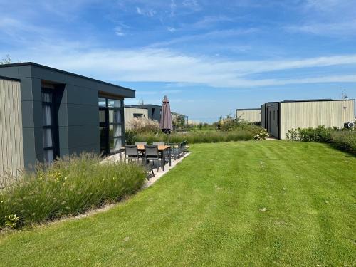 Enkhuizen House | Enkhuizer Strand Chalet MeerZeit Dritte Reihe Haus Nr 212