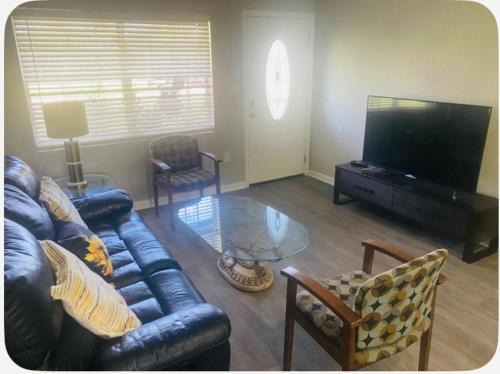 Winter Park House | Entire 5 Bedroom Home in Winter Park FL