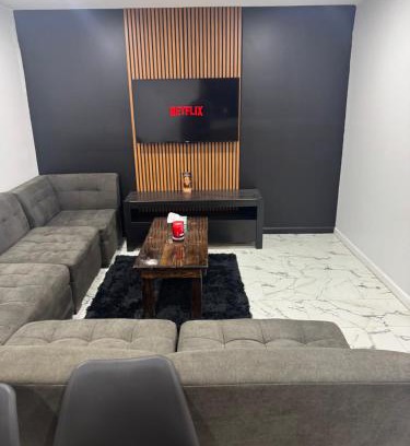 East Orange Apartment | Entire Apartment near by NYC, EWR and Met Life