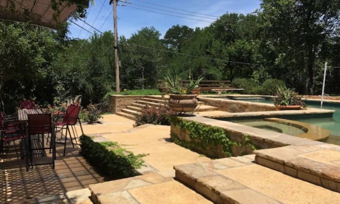 Fort Worth House | Entire House-3500SF-TCU-Sleeps 13-Private Pool
