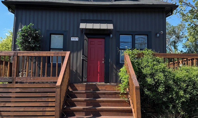 Detroit House | Entire Place, 4-Bedroom House in peaceful Detroit with AC and HOT TUB