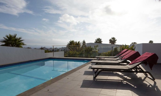 Playa Blanca Hotel | Ereza Hoopoe Villas