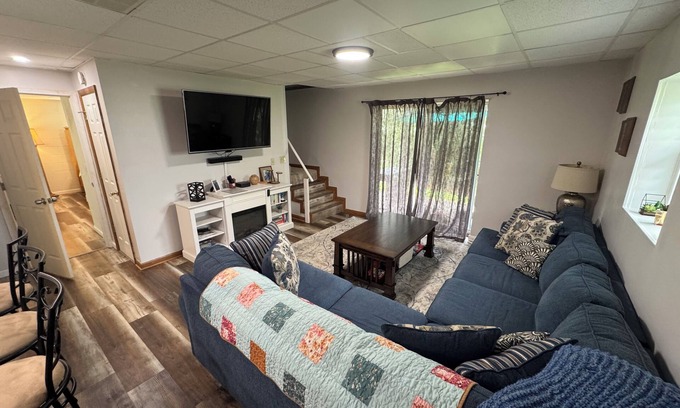 Hayesville House | Escape to Cherrywood