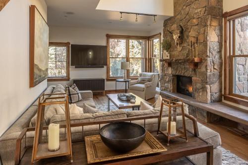 Big Sky House | Essentia Townhome 151B