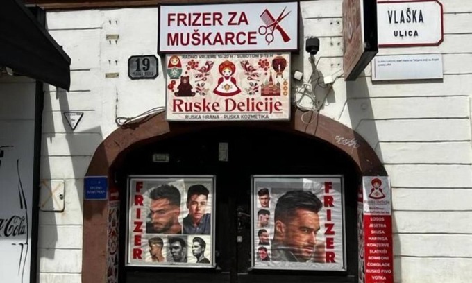 Donji Grad Apartment | Euro Square Studios