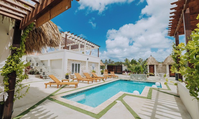 De Bruynewijk Apartment | EVA Resort by LUCHA - Intimate Ocean Hideaway | Pool