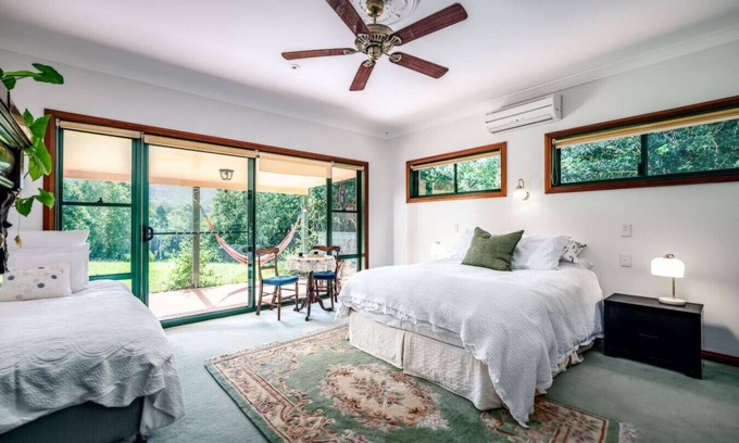 Gleniffer Apartment | Evermoore Homestead - Stunning Views, Swimming Hole