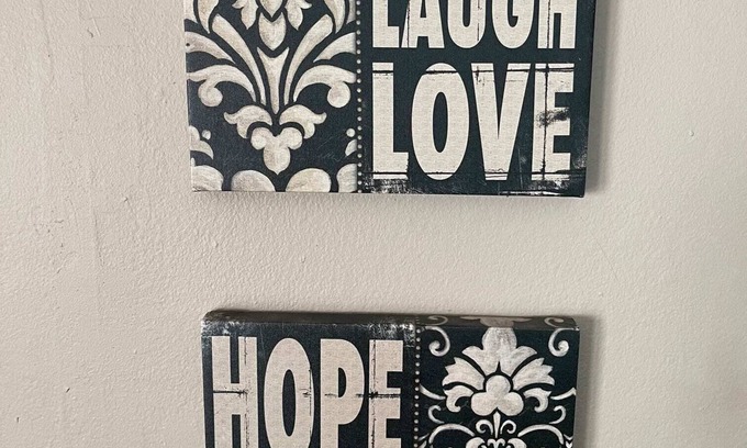 Wichita Apartment | Everything you need! - 1 BR 1 BA WIFI SMART TV QN Bed Coffee