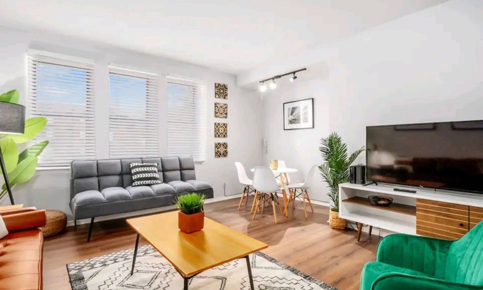 DeBaliviere Place Apartment | Exciting, alluring and welcoming space! Home Away from Home!