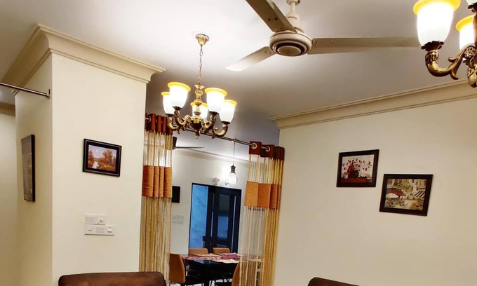 Dhaka Apartment | Exclusive Fully-furnished Apartment Rent @ Gulshan-1, Lakeside