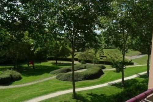 Guyancourt Apartment | F3 avec balcon 5 min gare SQY et Parking gratuit