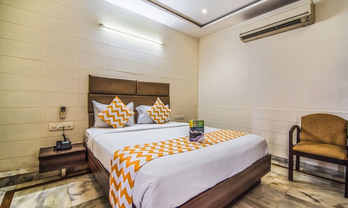 Vaishali Nagar Hotel | FabExpress Harpalsar Havelli
