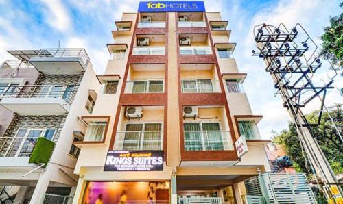 Hennur Hotel | FabExpress Kings Suites