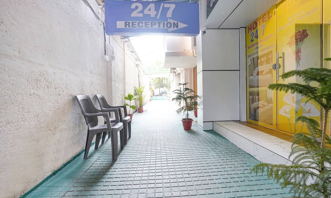 Vashi Hotel | Fabhotel 24*7 Residency