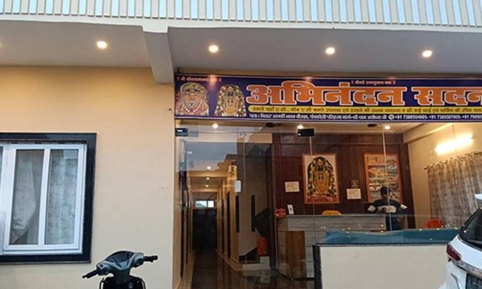 Ayodhya Hotel | Fabhotel Abhinanandan Palace