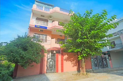 Kakarmatha House | FabHotel Baba Guest House - Dasaswamedh Ghat
