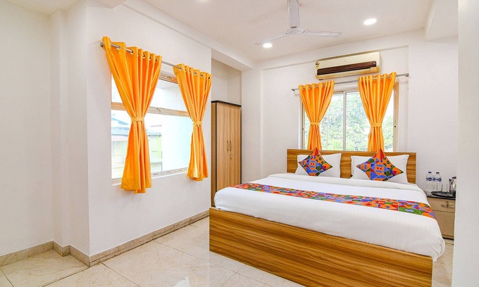 Ballygunge Hotel | Fabhotel Grand Hazra Inn