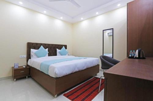 Pashim Vihar Hotel | FabHotel Mannat Paschim Vihar