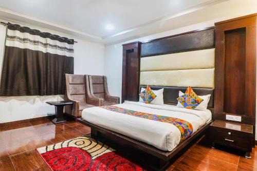 Prashant Vihar Hotel | FabHotel Rayplus - Prashant Vihar
