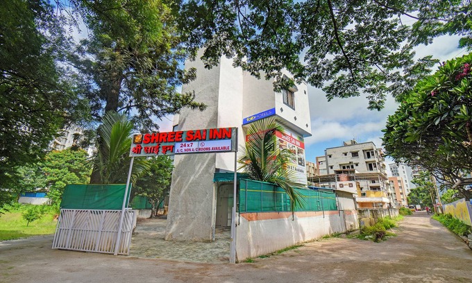 Phase 1 Hotel | Fabhotel Shree Sai Inn