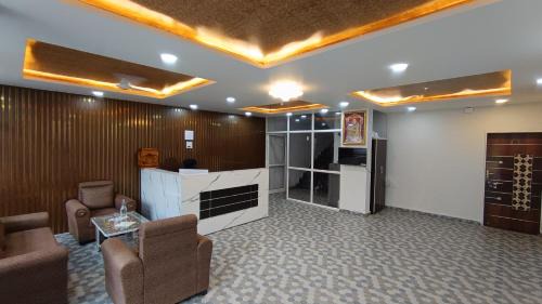 Kharadi Hotel | FabHotel Spark Inn