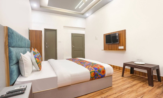 Allahabad Hotel | Fabhotel Villa The Suites